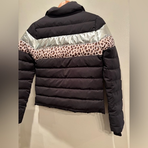 Boden Black and Silver Puffer Jacket ski animal print size 2 women’s - Picture 5 of 14